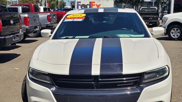 2015 Dodge Charger SXT