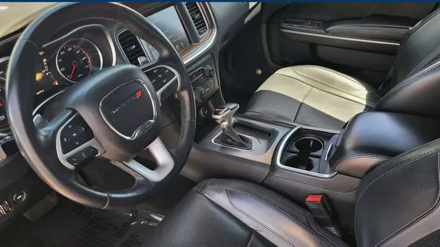 2015 Dodge Charger SXT