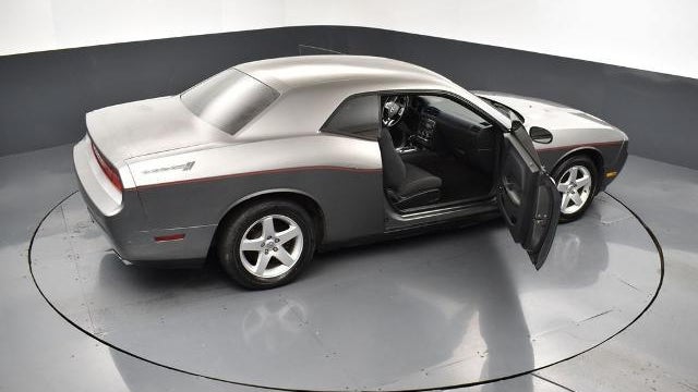 2012 Dodge Challenger SXT