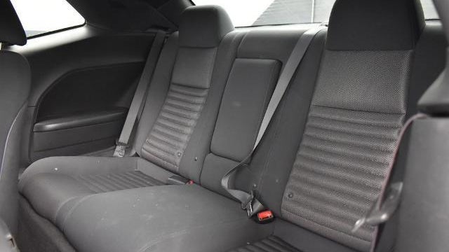 2012 Dodge Challenger SXT