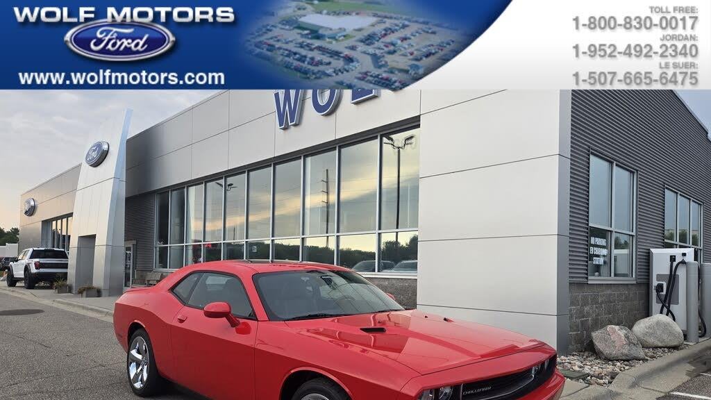Preowned 2014 Dodge Challenger SXT for Sale