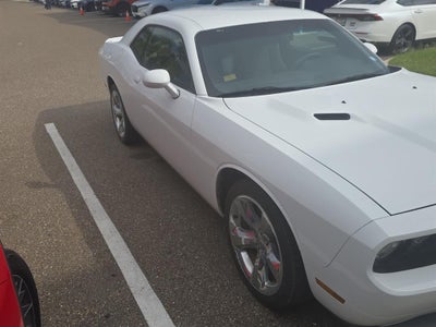 2014 Dodge Challenger SXT 2DR Coupe