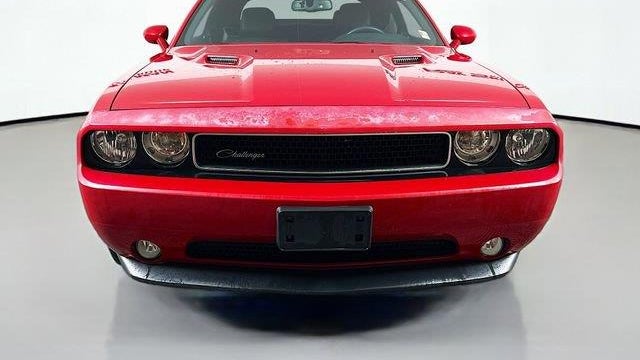 2012 Dodge Challenger SXT Plus
