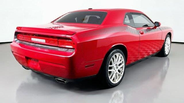 2012 Dodge Challenger SXT Plus