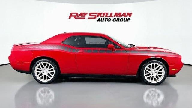 2012 Dodge Challenger SXT Plus
