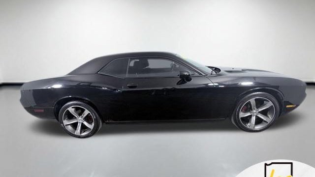 2013 Dodge Challenger SXT