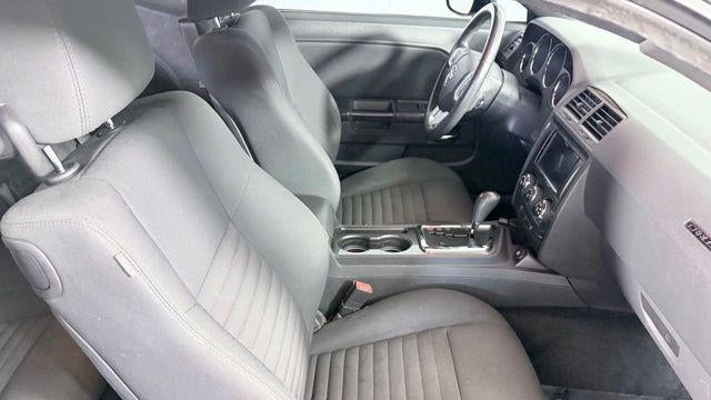 2013 Dodge Challenger SXT