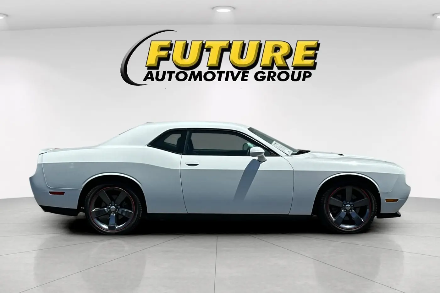 2013 Dodge Challenger - $18,500