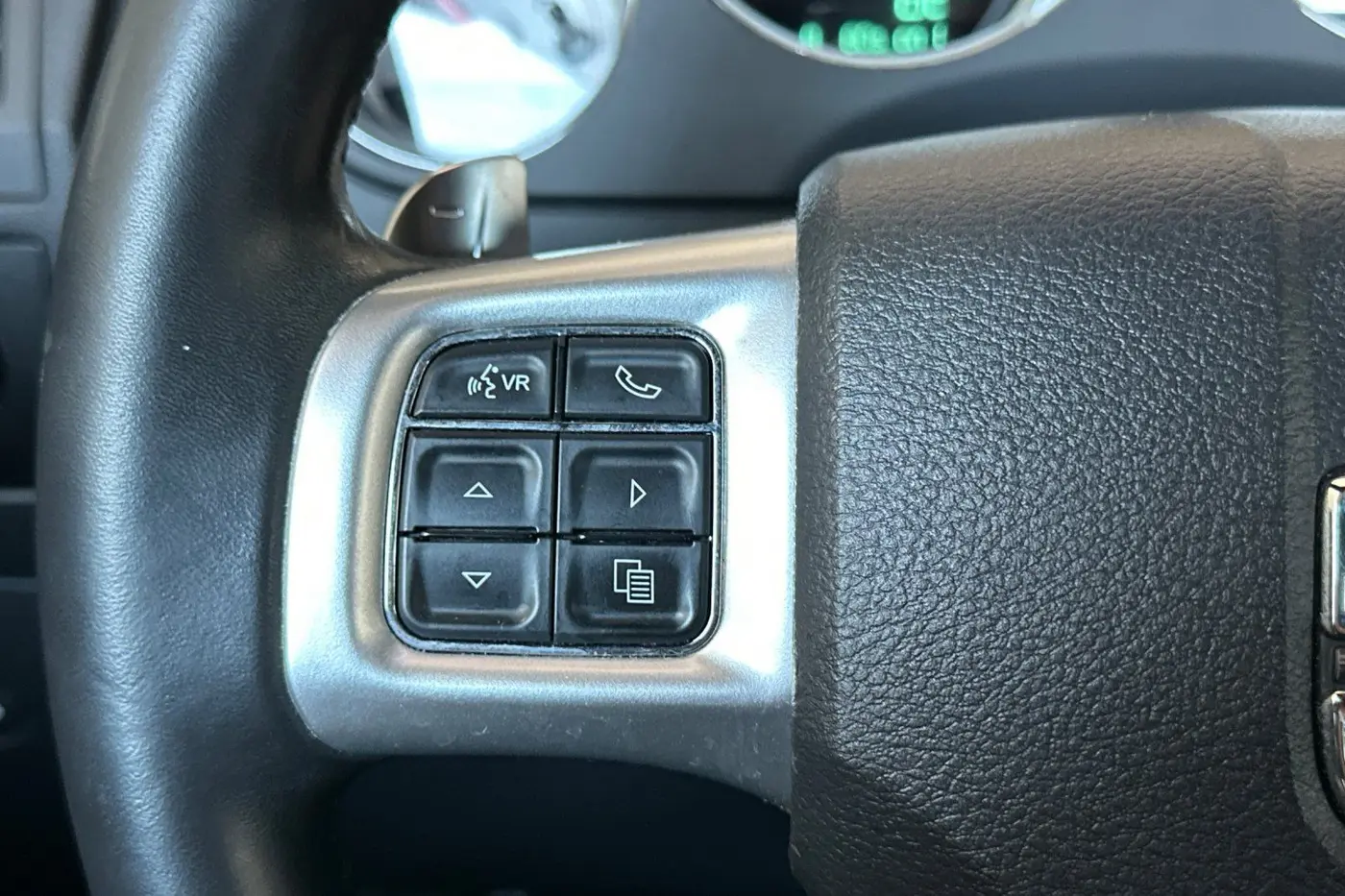 2013 Dodge Challenger - $18,500