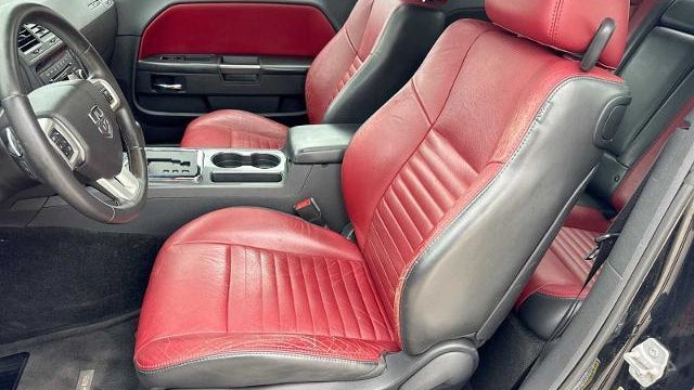 2013 Dodge Challenger SXT