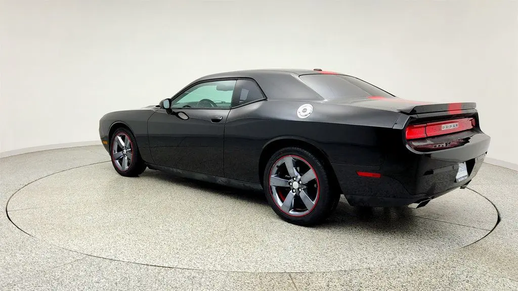 2013 Dodge Challenger SXT