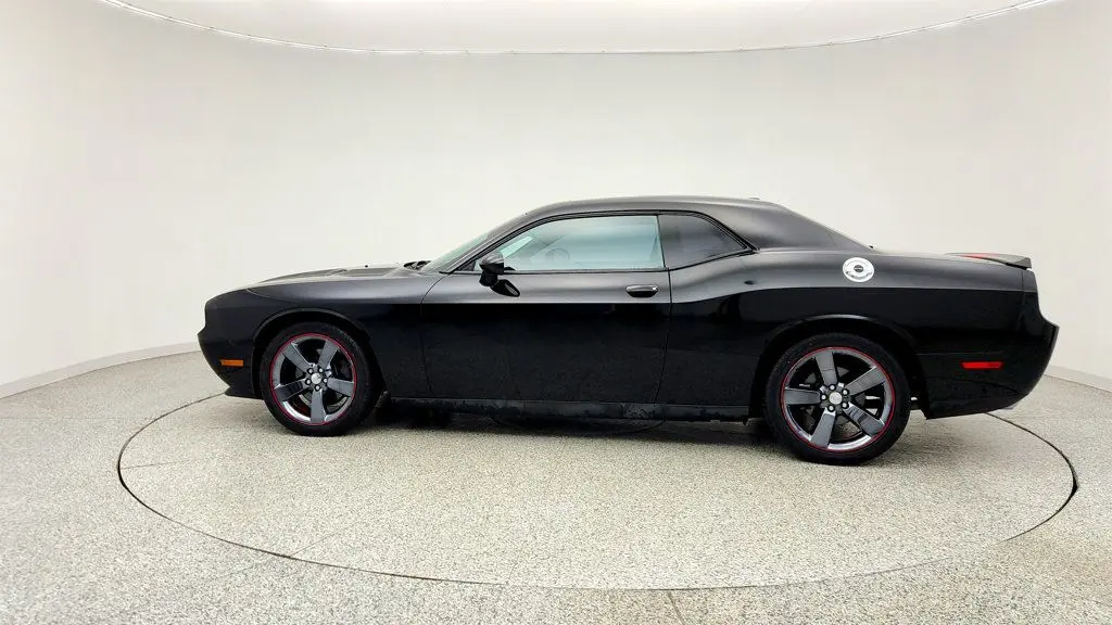2013 Dodge Challenger SXT