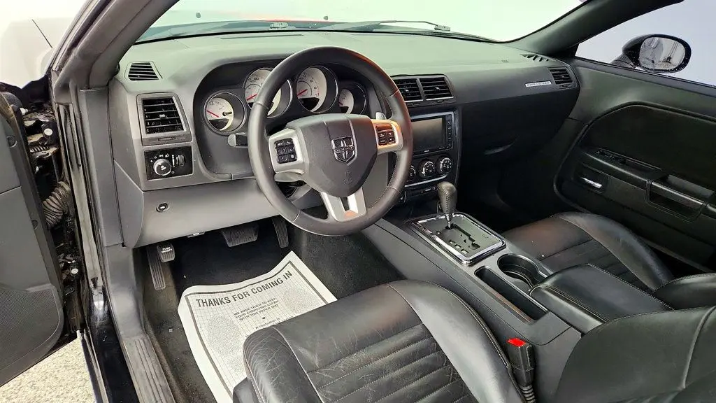 2013 Dodge Challenger SXT