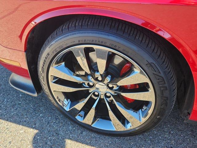 2013 Dodge Challenger - $29,501