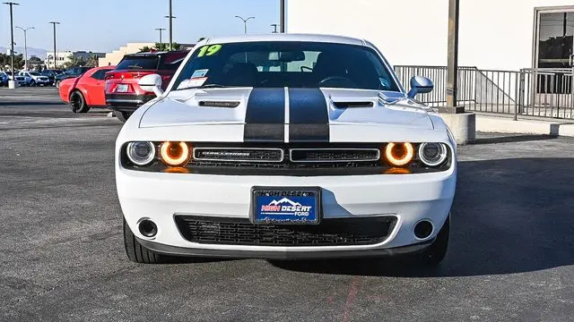 2019 Dodge Challenger SXT