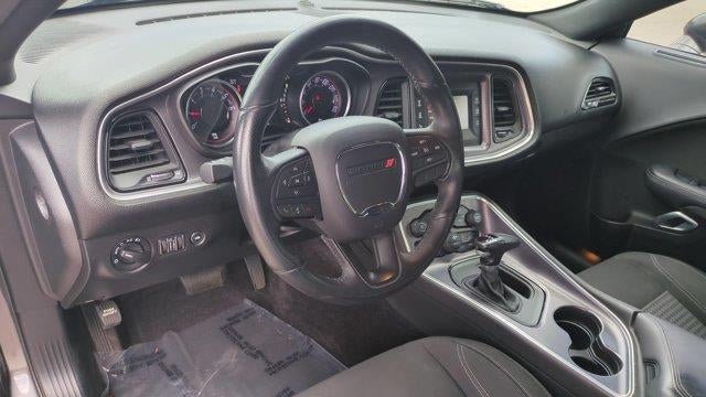 2017 Dodge Challenger SXT