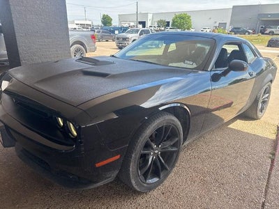 2018 Dodge Challenger SXT 2DR Coupe