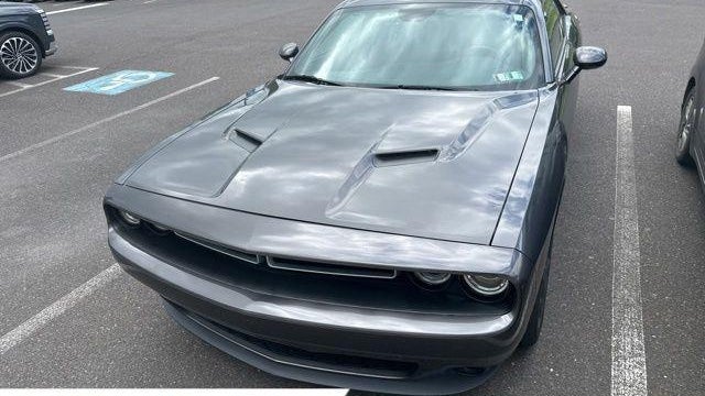 Preowned 2016 Dodge Challenger SXT for Sale