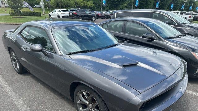 2016 Dodge Challenger SXT