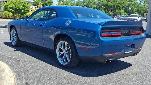 2021 Dodge Challenger SXT