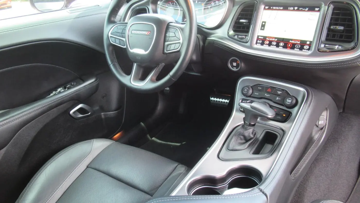 2020 Dodge Challenger SXT
