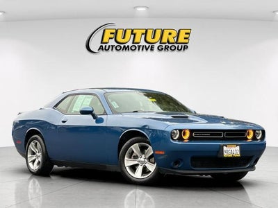 2021 Dodge Challenger SXT 2DR Coupe