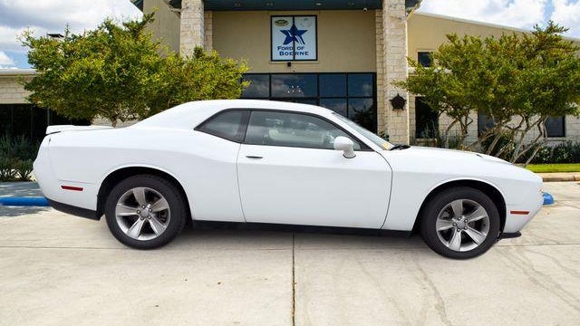 2021 Dodge Challenger SXT