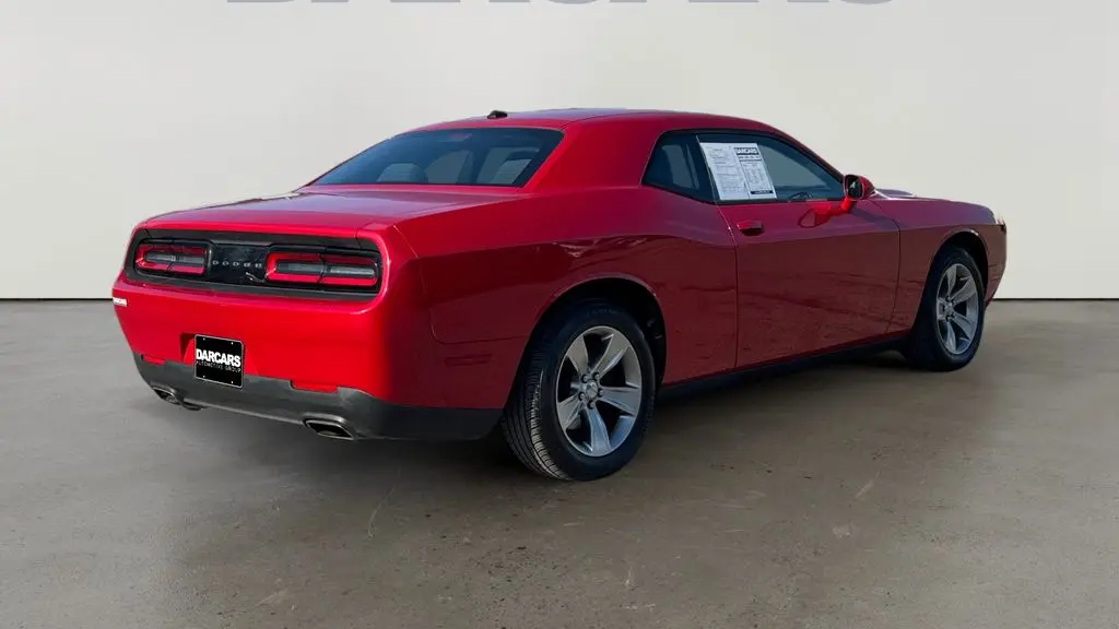 2016 Dodge Challenger SXT