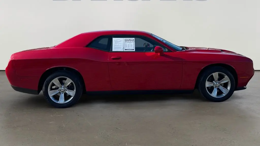 2016 Dodge Challenger SXT