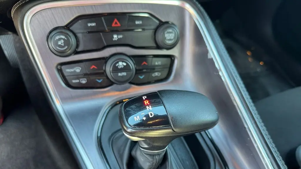 2016 Dodge Challenger SXT