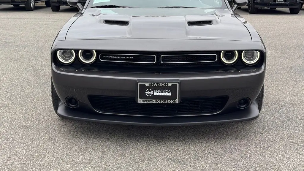 2017 Dodge Challenger SXT