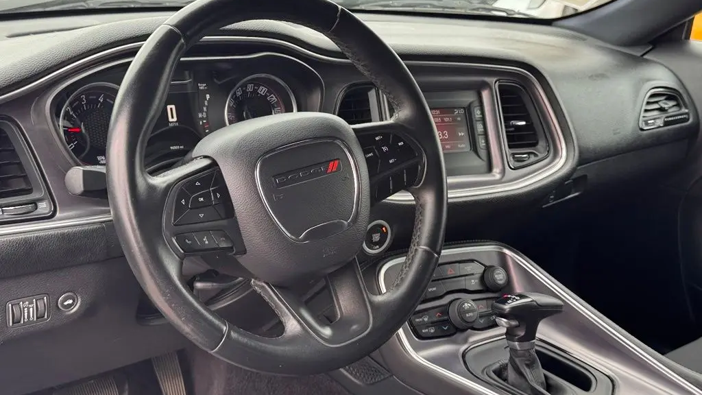 2017 Dodge Challenger SXT