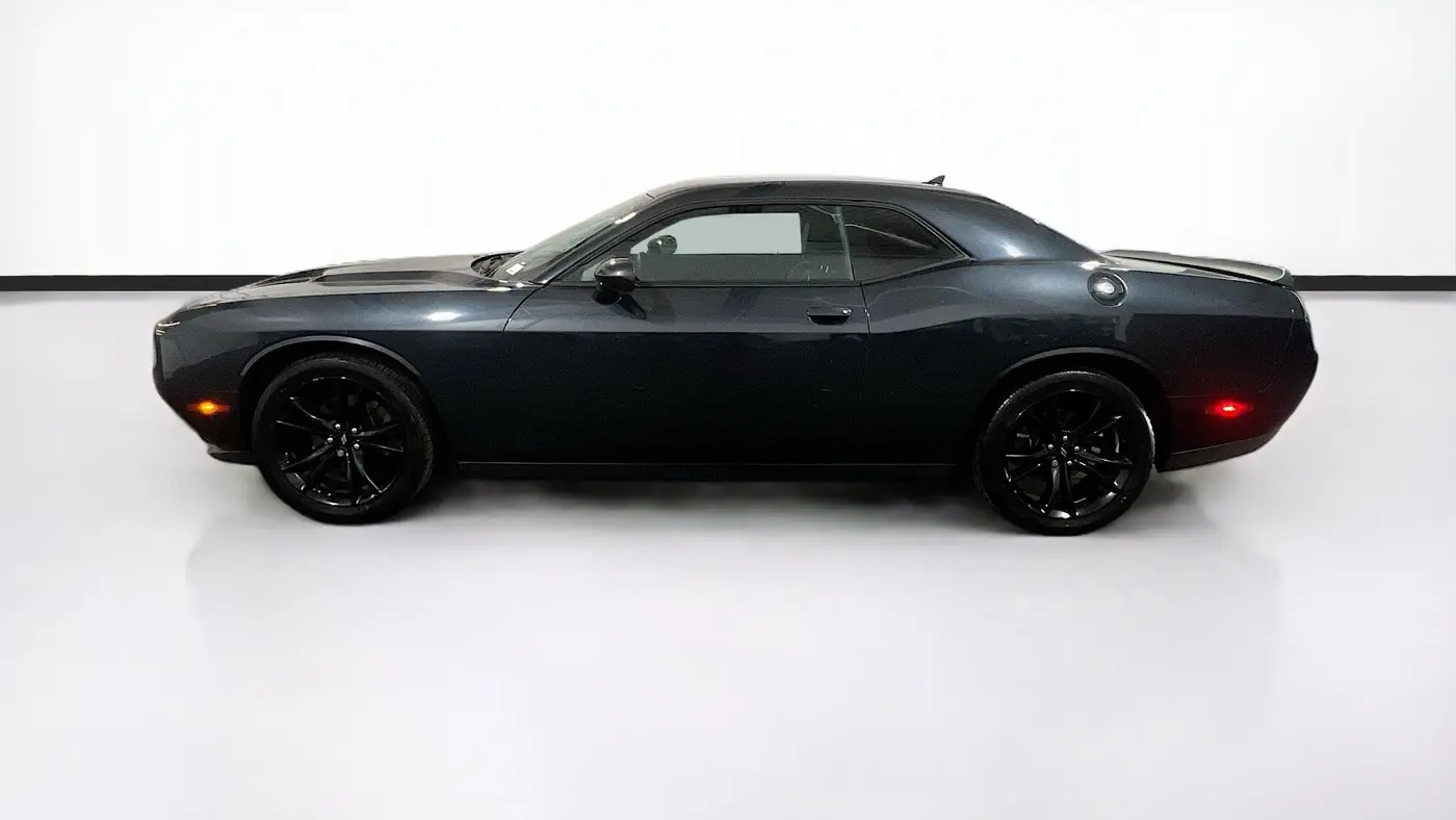 2018 Dodge Challenger SXT Plus