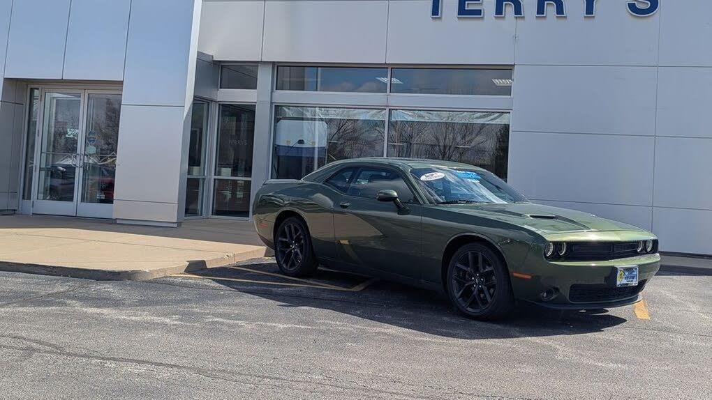 Preowned 2019 Dodge Challenger SXT for Sale