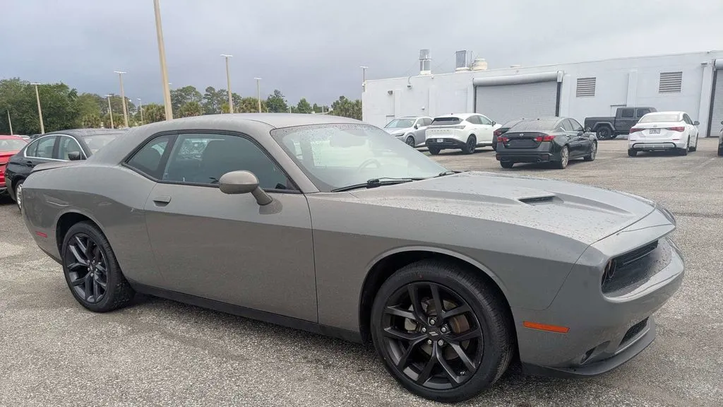 2023 Dodge Challenger SXT