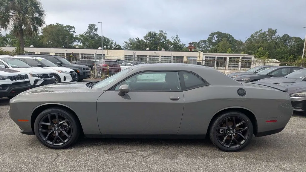 2023 Dodge Challenger SXT