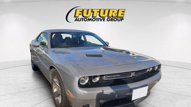 Preowned 2019 Dodge Challenger SXT for Sale