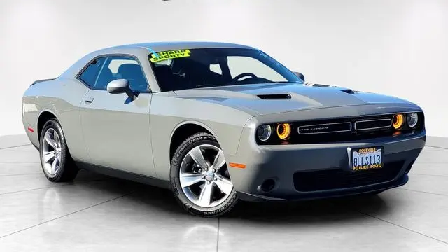 Preowned 2019 Dodge Challenger SXT for Sale