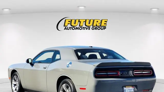 2019 Dodge Challenger SXT