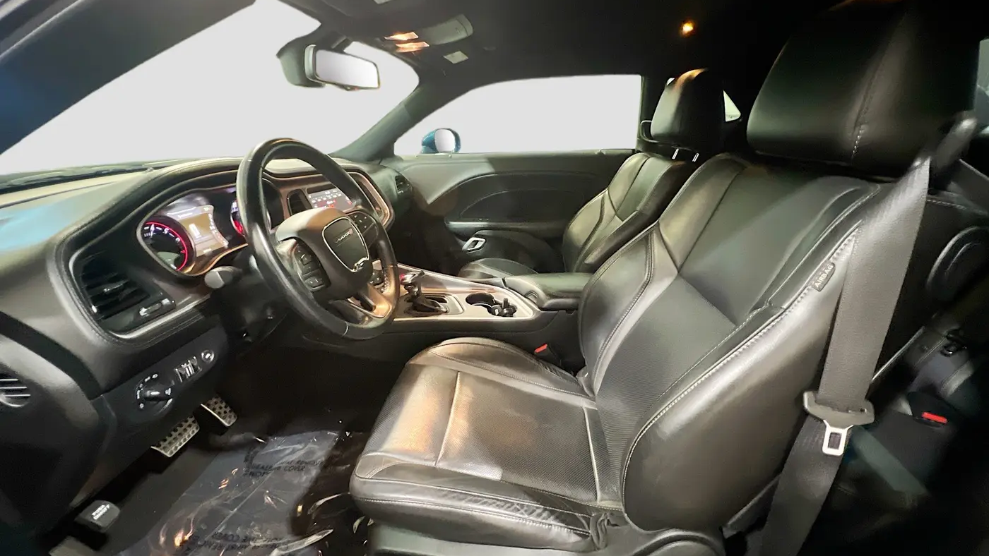2022 Dodge Challenger SXT