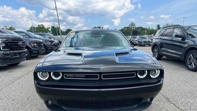 2022 Dodge Challenger SXT