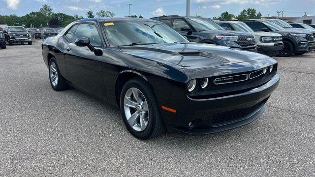 2022 Dodge Challenger SXT