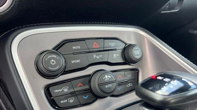 2022 Dodge Challenger SXT