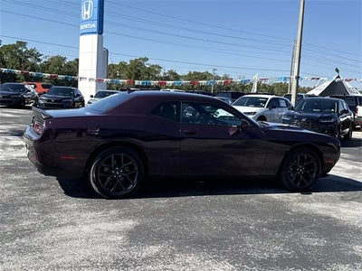 2022 Dodge Challenger SXT 2DR Coupe
