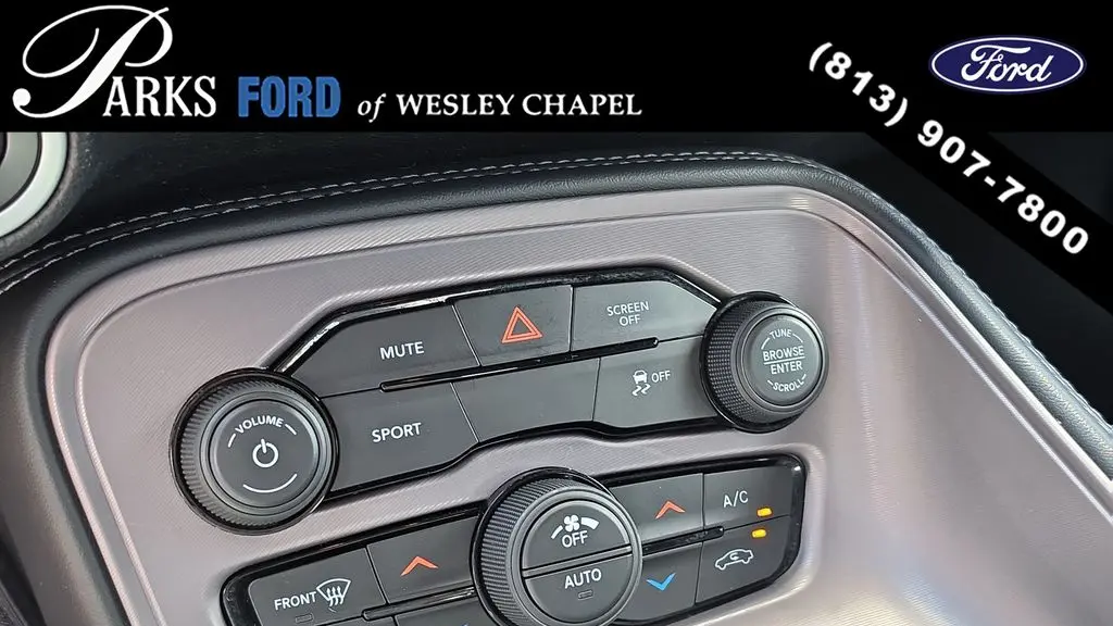 2023 Dodge Challenger SXT
