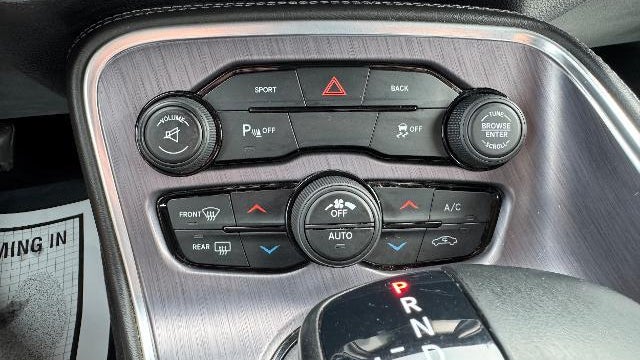 2016 Dodge Challenger SXT