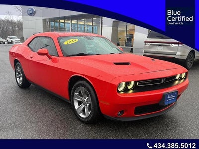 2019 Dodge Challenger SXT 2DR Coupe