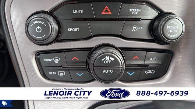 2023 Dodge Challenger SXT