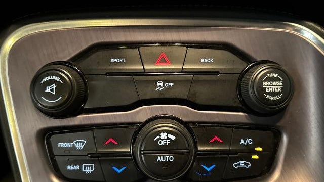 2016 Dodge Challenger SXT