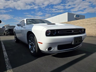 2019 Dodge Challenger SXT 2DR Coupe
